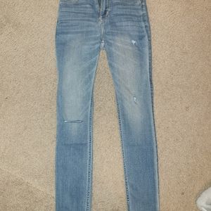 Brand new skinny Hollister jeans size 0s